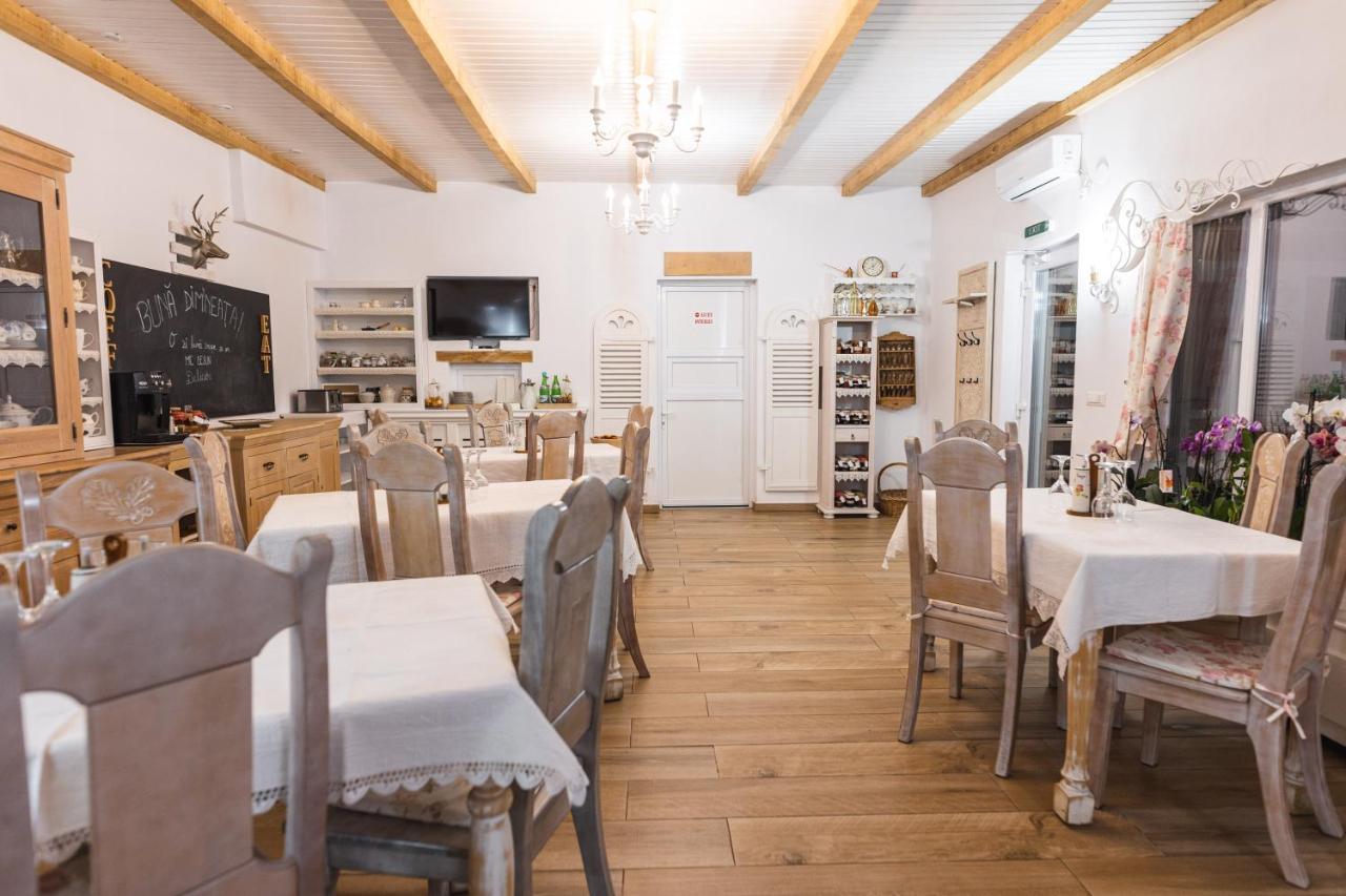 Casa Tirol Blaj 호텔 외부 사진