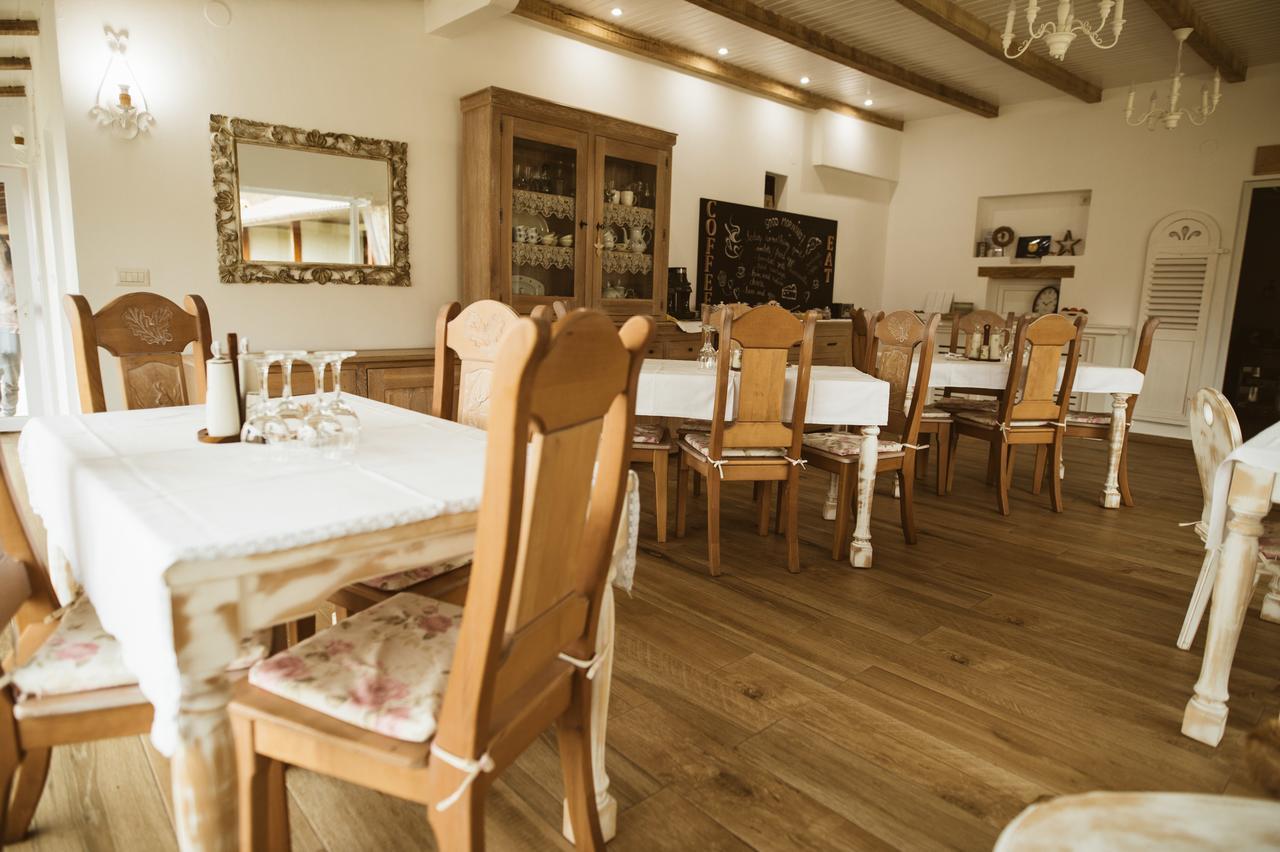 Casa Tirol Blaj 호텔 외부 사진
