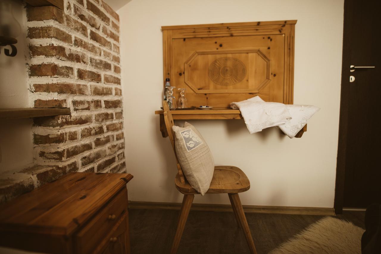 Casa Tirol Blaj 호텔 외부 사진